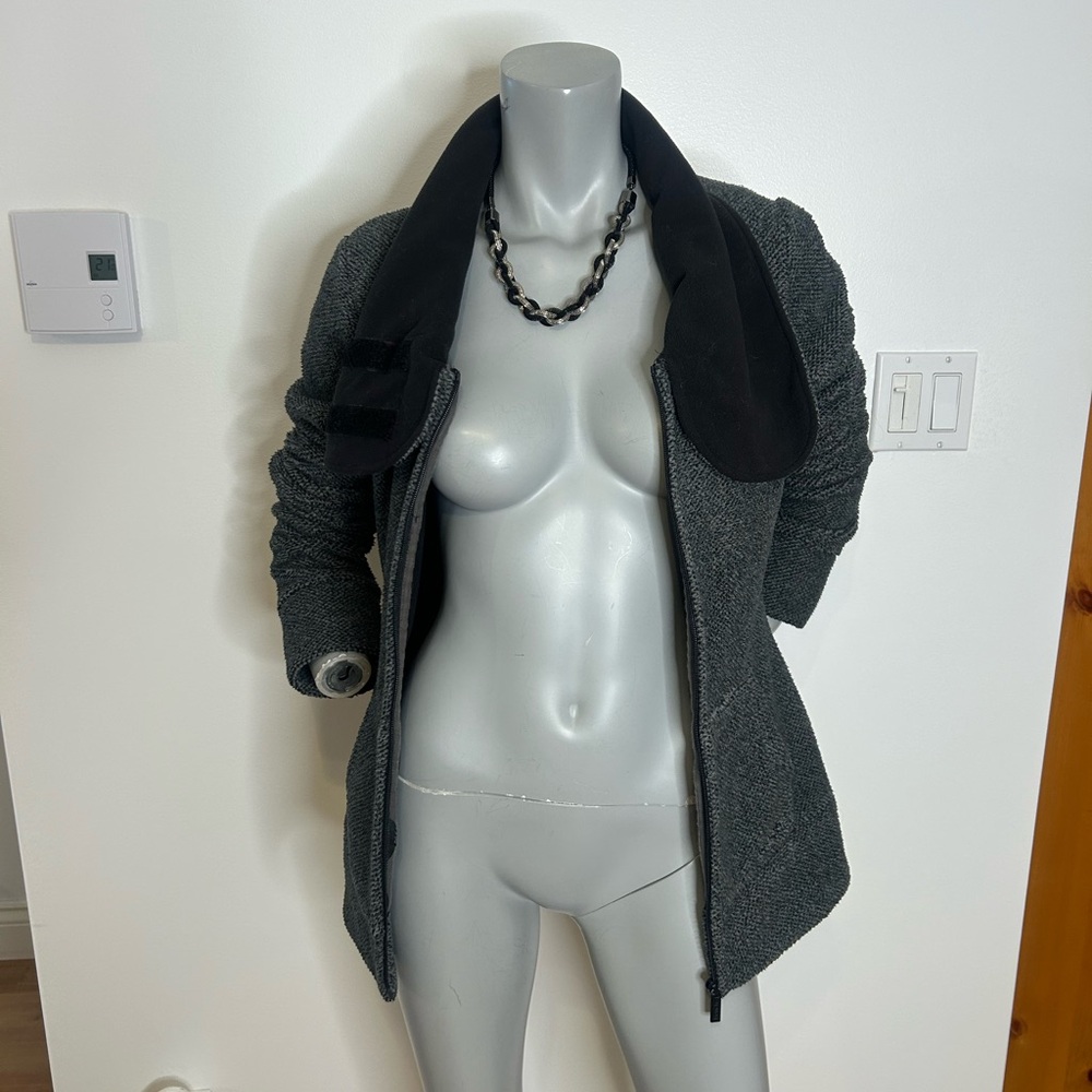 Bench Dark Gray Women's Cozy Sherpa zip up sweater ❤️M - Picture 6 of 10